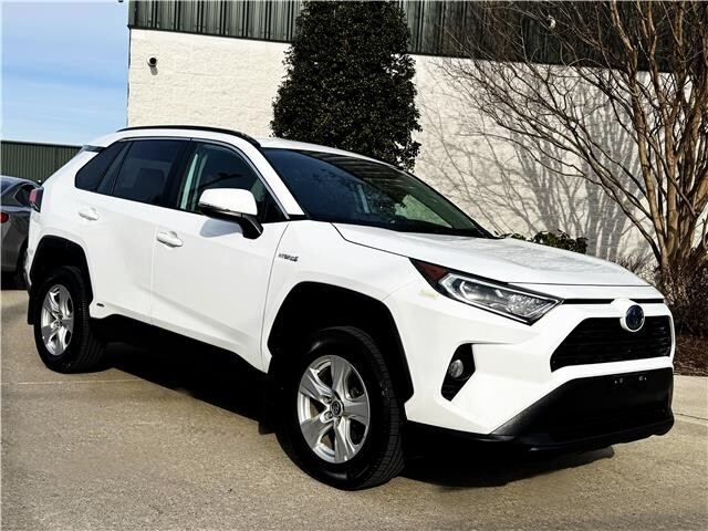 2021 Toyota RAV4 XLE